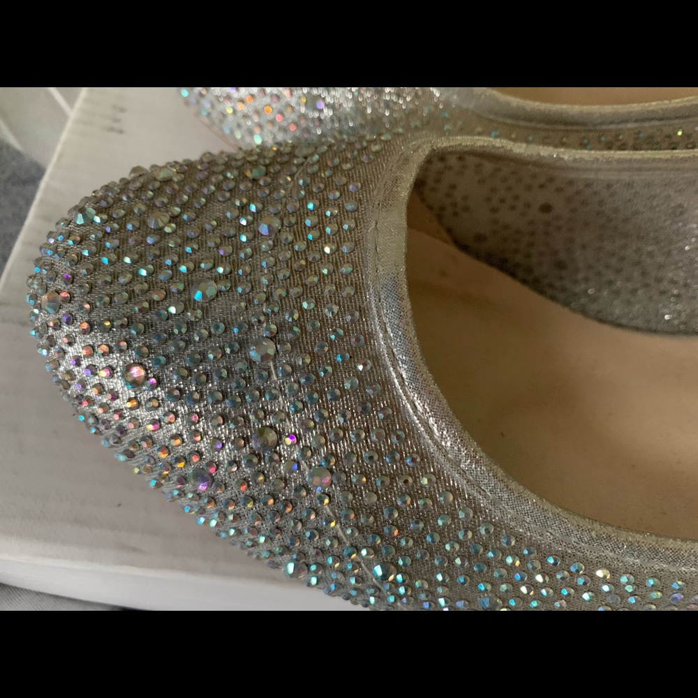 Dress Shoes - Picture 3 of 5